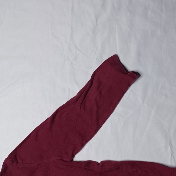 Old Navy Burgundy Red Boy's Graphic LongSleeve Toddler Top Size 3T - Picture 8 of 8